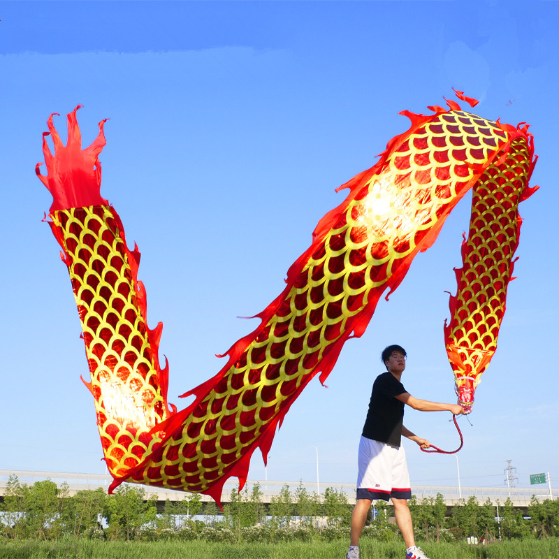 Çin Ejderhası Dansı Aksesuarla - Outdoor Sport Festival incelemesi ve fiyatı